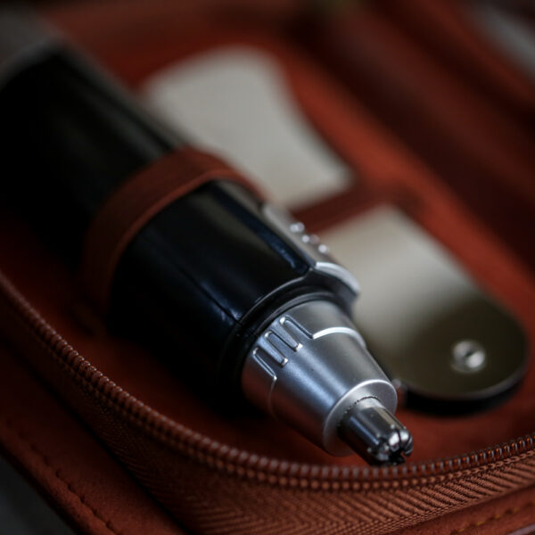 Artamis 7 Piece Grooming Kit - Image 4