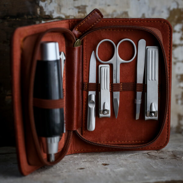Artamis 7 Piece Grooming Kit