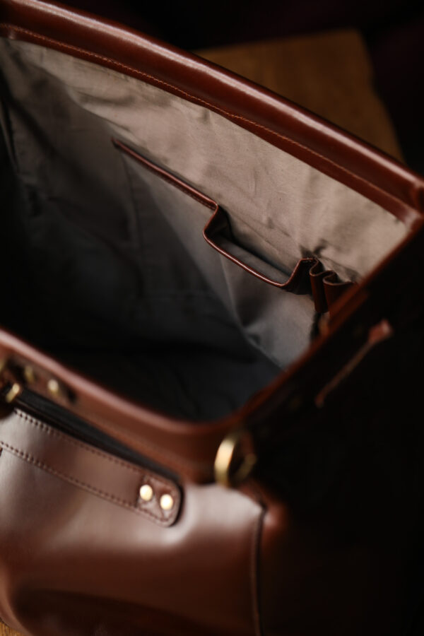 Ashwood Leather - Dexter Doctor Bag - Image 5