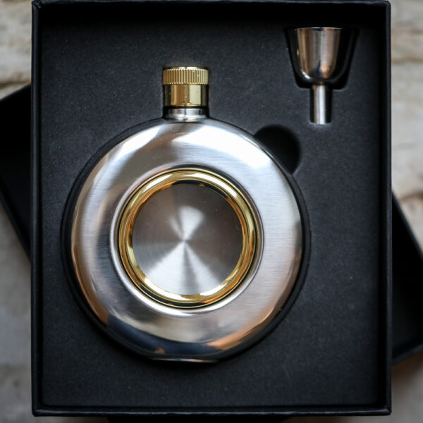 Porthole Flask and Funnel - Image 3