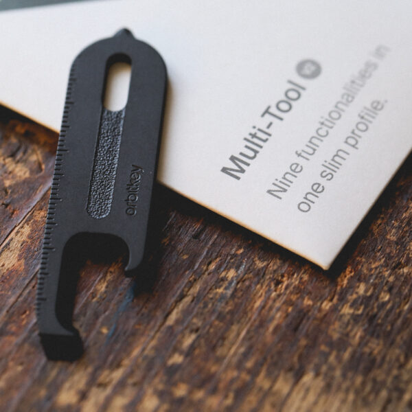 Orbitkey multitool in black colour for the Orbitkey key organiser.