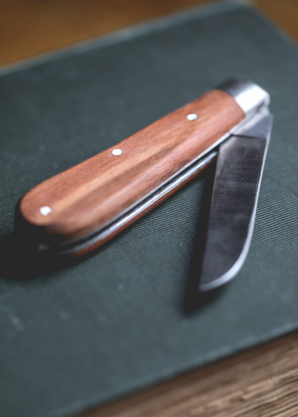Taylor's Eye Witness - Lambfoot Pocket Knife - Bolstered Hardwood - Image 3