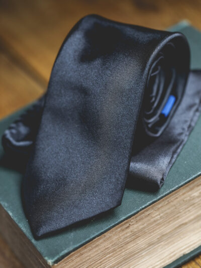 Marc Darcy - Black Tie & Pocket Square Set