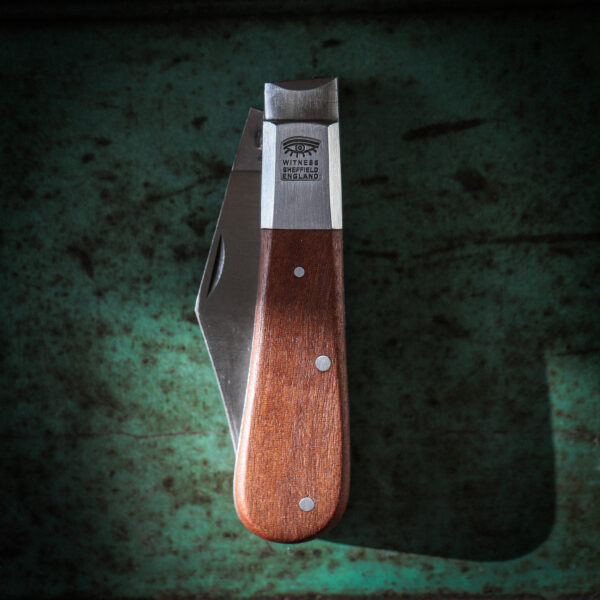 Taylor's Eye Witness - Barlow Pocket Knife - Bolstered Hardwood