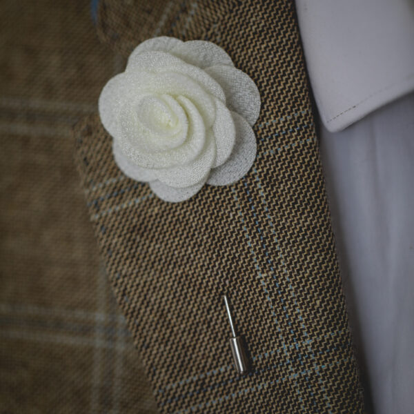 Flower Lapel Pin - Ivory