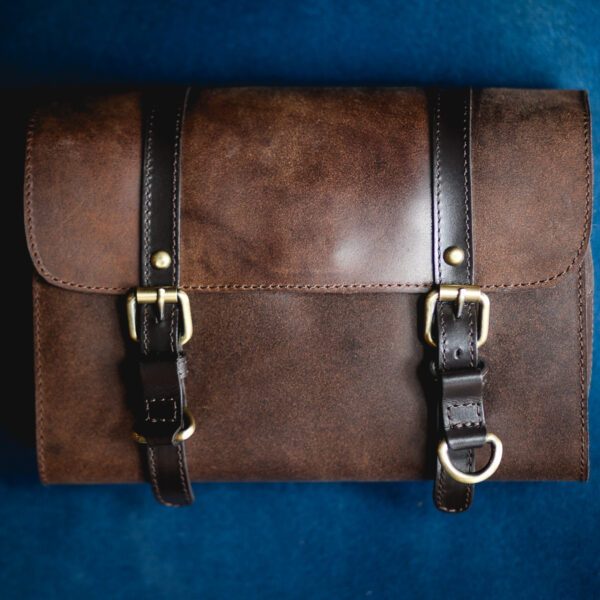 Ashwood - Hanging Canvas Liam Washbag