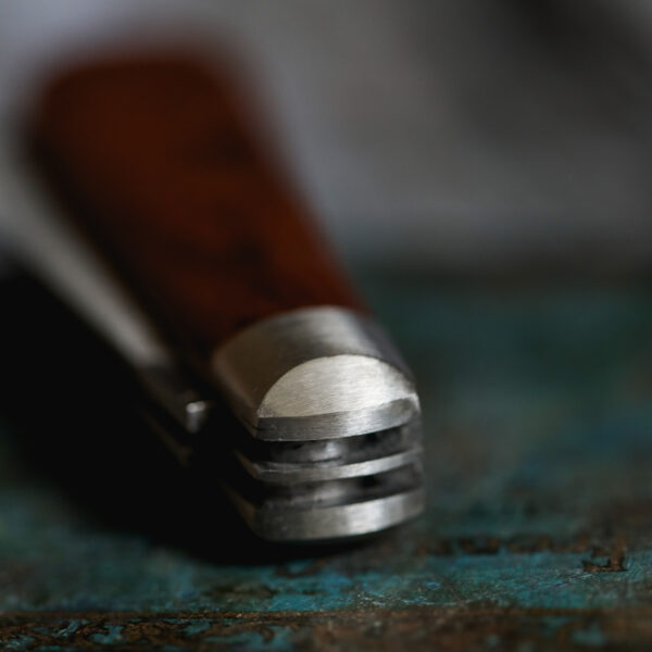 Taylor's Eye Witness - Twin Blade Pocket Knife - Bolstered Hardwood - Image 3