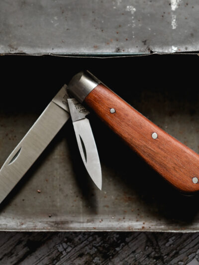 Taylor's Eye Witness - Twin Blade Pocket Knife - Bolstered Hardwood