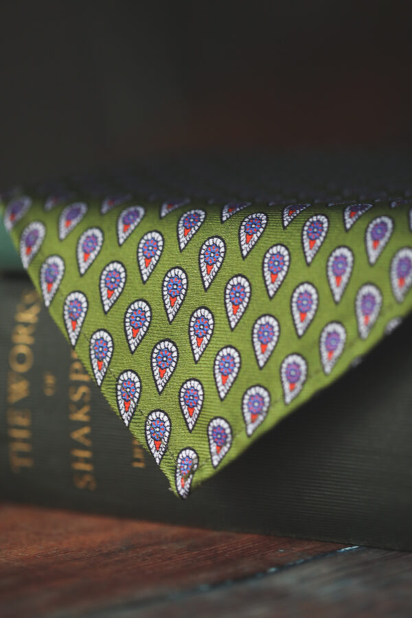 English Printed Silk Pocket Square -Olive Teardrop