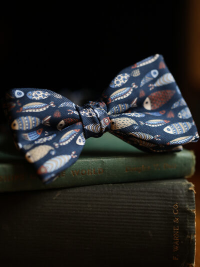 Silk Pre-Tied Bow Tie - Fish