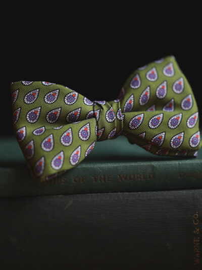 Silk Pre-Tied Bow Tie - Teardrop
