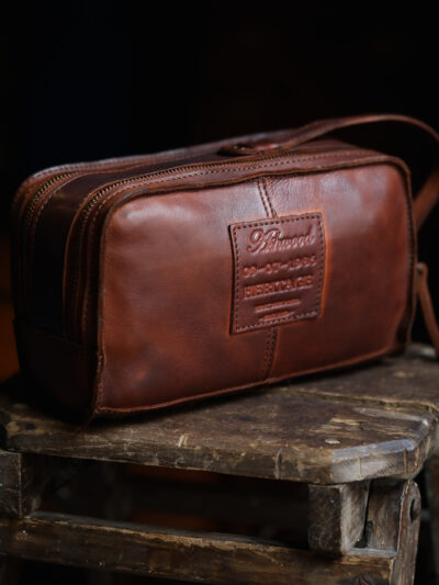 Ashwood Leather - 7998 Rust Wash Bag