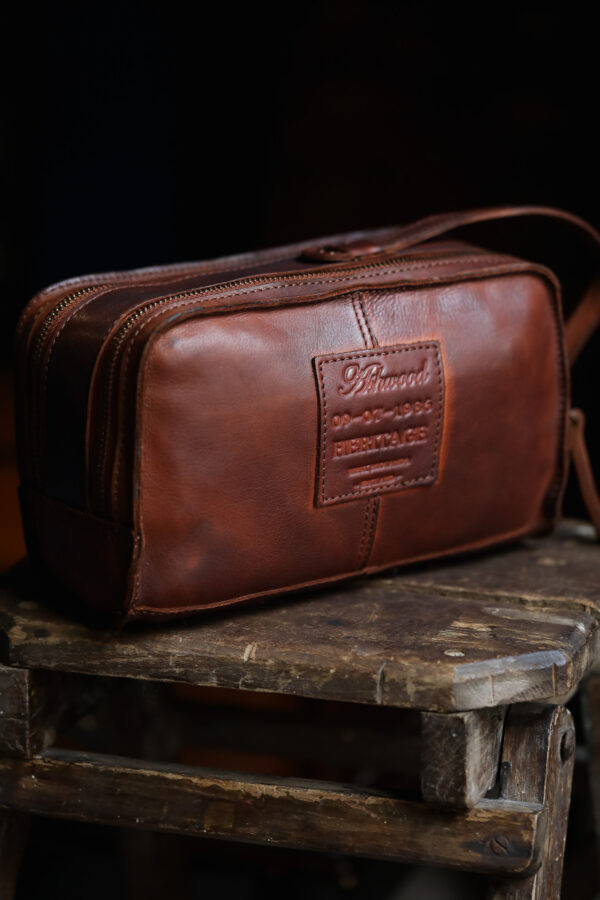 Ashwood Leather - 7998 Rust Wash Bag