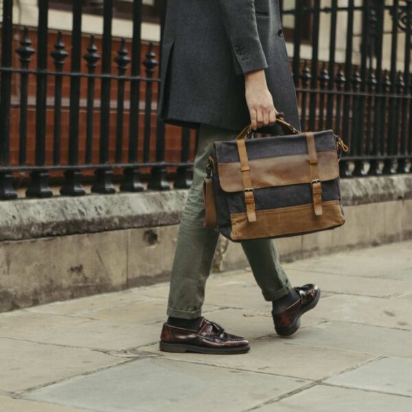 Kovered - Medway Waxed Canvas Messenger Bag - Navy - Image 4