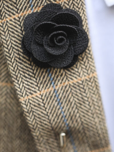 Flower Lapel Pin - Black