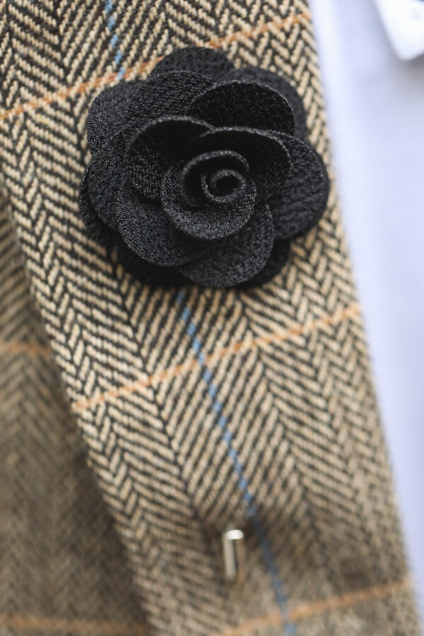Flower Lapel Pin - Black