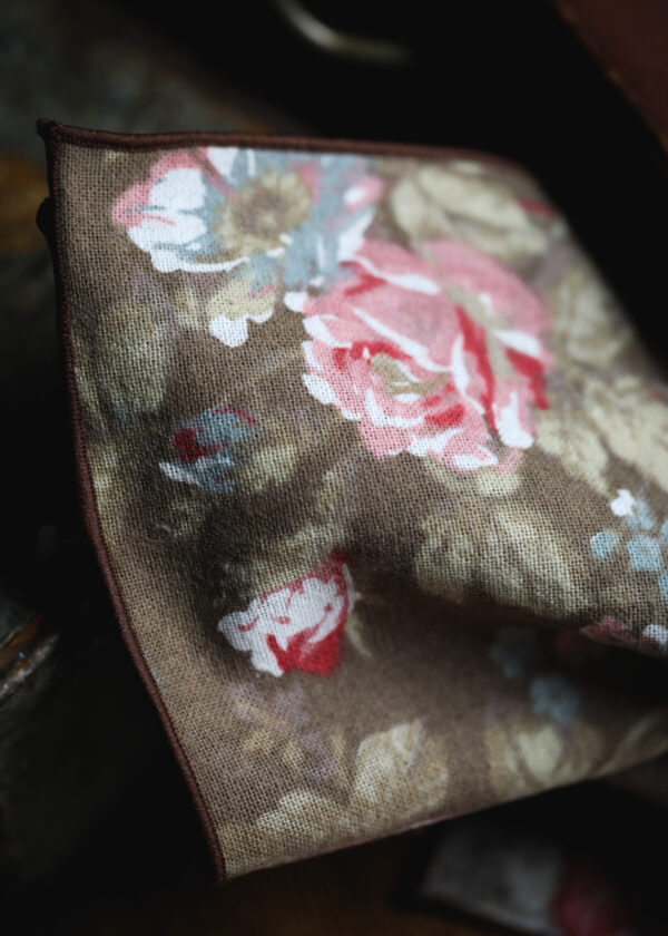 Tresanti Cotton Pocket Square - Tan Flower Print