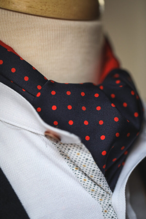 Traditional Silk Cravat - Navy/Red Dot