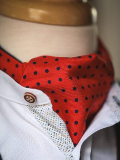 Traditional Silk Cravat - Red/Navy Dot