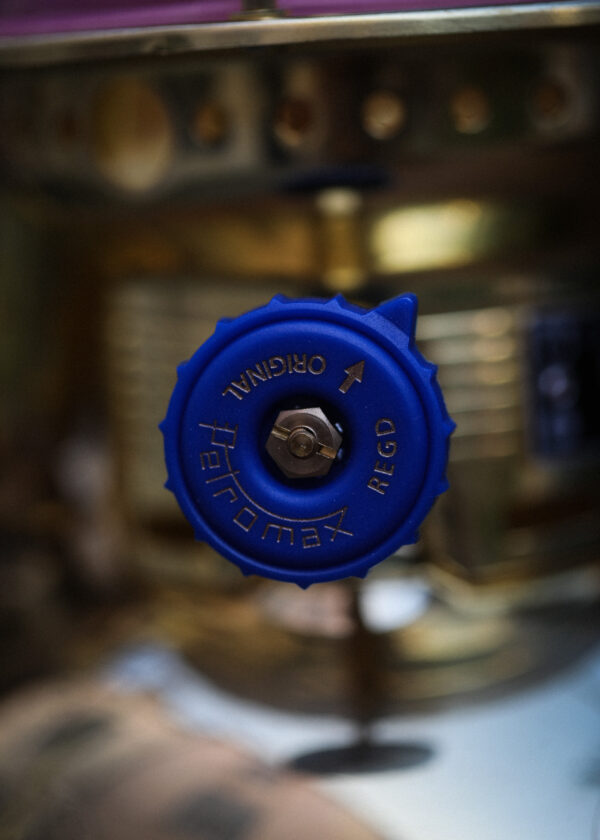 Petromax HK 500 Brass Lantern - Image 4