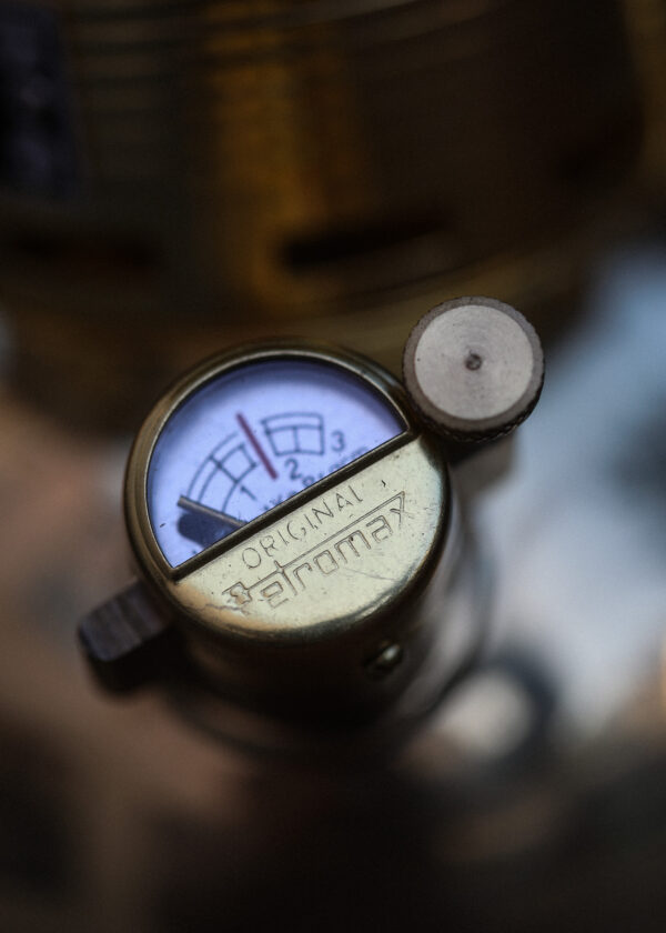 Petromax HK 500 Brass Lantern - Image 3
