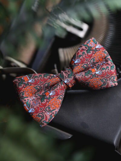 English Printed Silk Bow Tie - Green Elephants