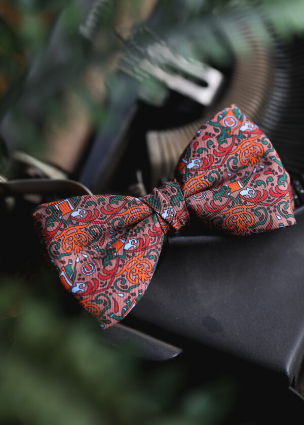 English Printed Silk Bow Tie - Green Elephants