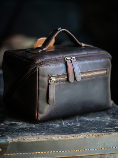 Ashwood Leather - Brown K-49 Washbag