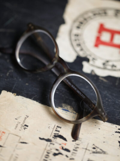 IZIPIZI Reading Glasses - #D Smoky Brown