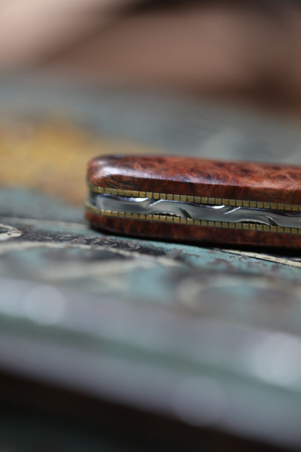 Taylor's Eye Witness - Handmade Twin Blade Pen Knife - Amboyna - Image 2