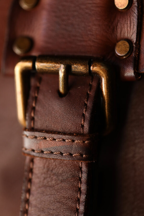 Ashwood Leather - Rust  7997 Weekend Holdall - Image 4
