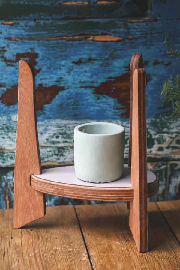 Marine Plywood Round Stand 20cm - Pebble