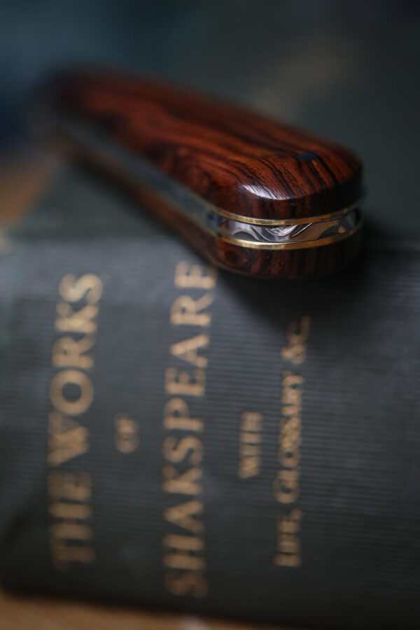 Taylor's EyeWitness - Handmade Lambfoot Pocket Knife - Ironwood - Image 5