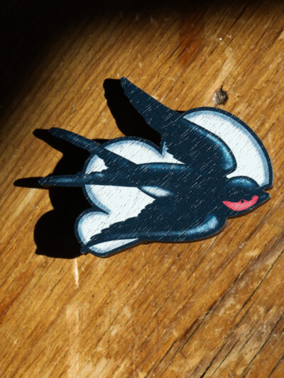 Su Owen Wooden Badge - Swallow