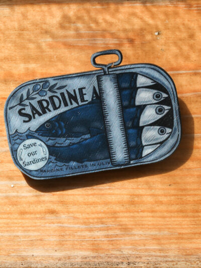 Su Owen Wooden Badge - Sardines