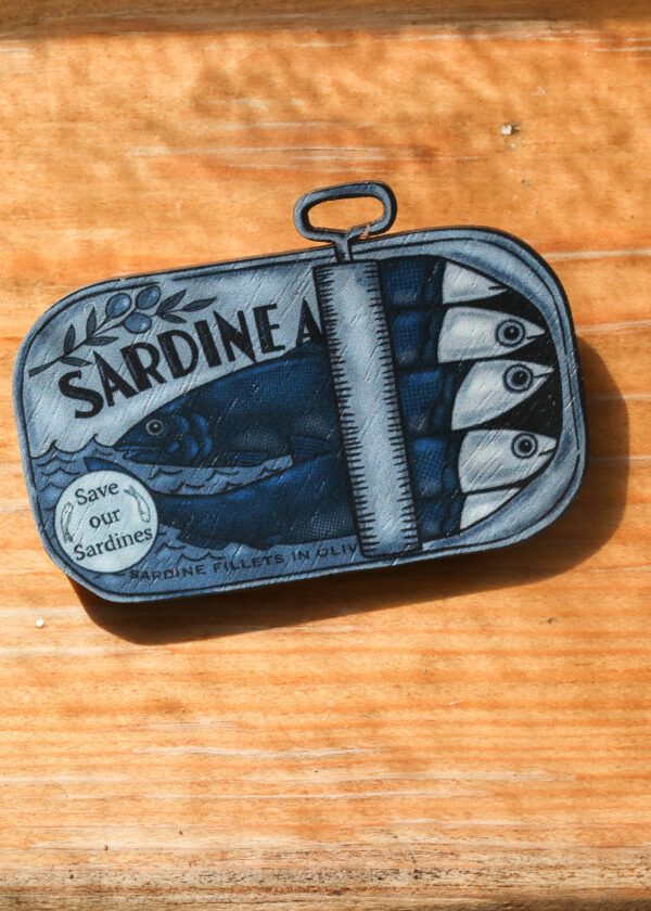 Su Owen Wooden Badge - Sardines