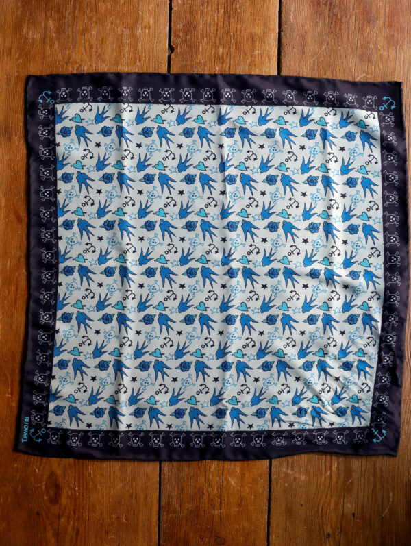 Su Owen Recycled Pocket Square - Skulls - Image 3