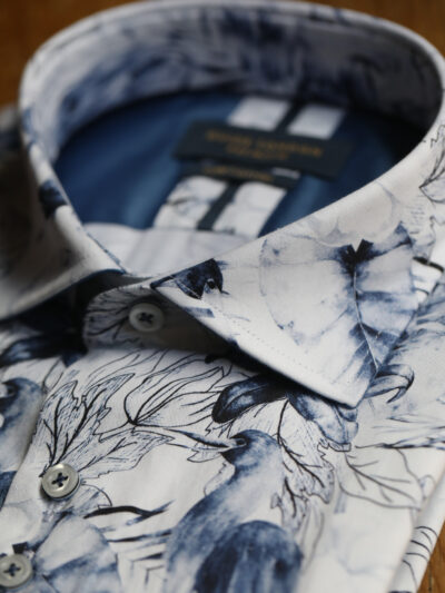 Guide London Shirt - Elegant Bird & Floral Design