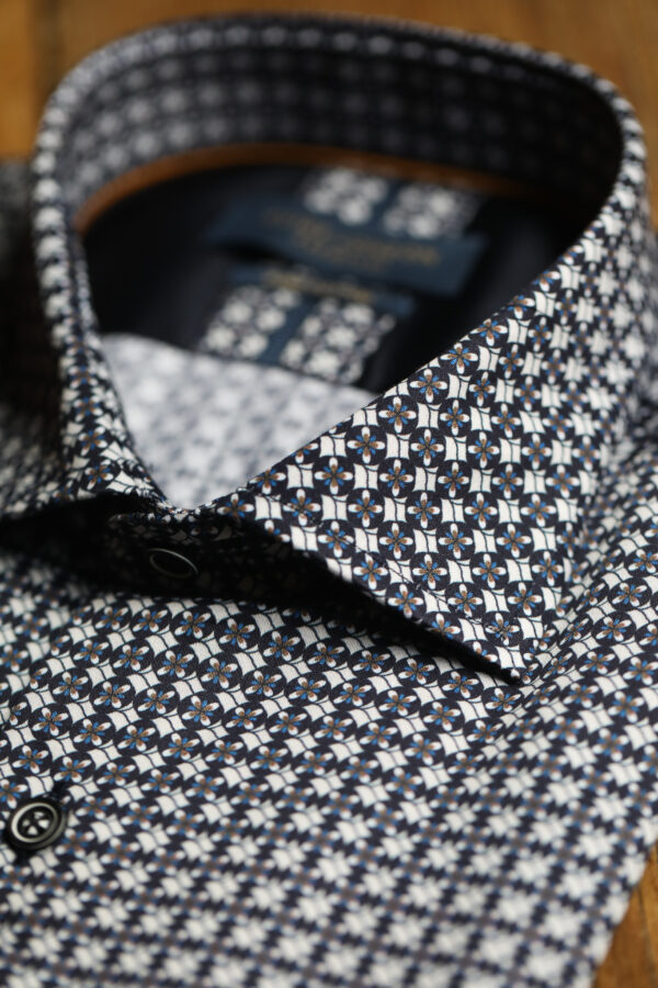 Guide London Shirt - Navy/Ecru Geo