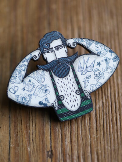 Su Owen Wooden Badge - Circus Strongman