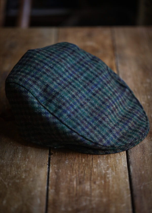 Dents Abraham Moon - Dogtooth Check Tweed Flat Cap Forest - Image 3