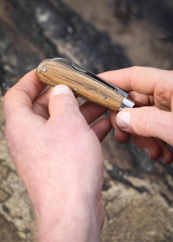 Taylor's Eye Witness - Handmade Lambfoot Pocket Knife - Yorkshire Whisky Barrel Wood - Image 6