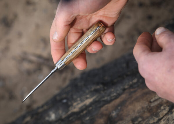 Taylor's Eye Witness - Handmade Lambfoot Pocket Knife - Yorkshire Whisky Barrel Wood - Image 4