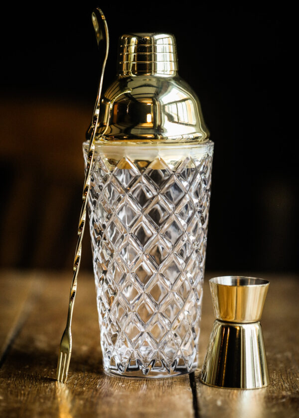 Three Piece Cocktail Set with Glass Cobbler shaker - Image 2