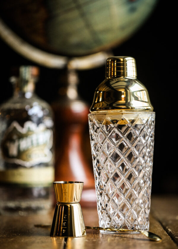Three Piece Cocktail Set with Glass Cobbler shaker