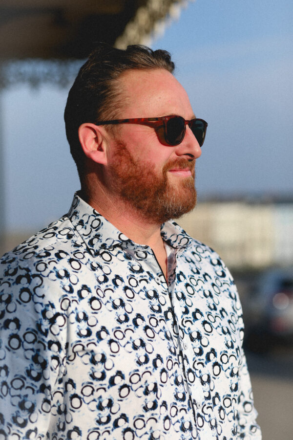 Guide London Shirt - White/Navy Echoed Circle Print - Image 4
