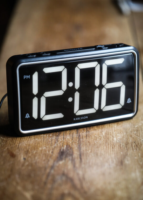 Karlsson - New Retro Alarm Clock - Black